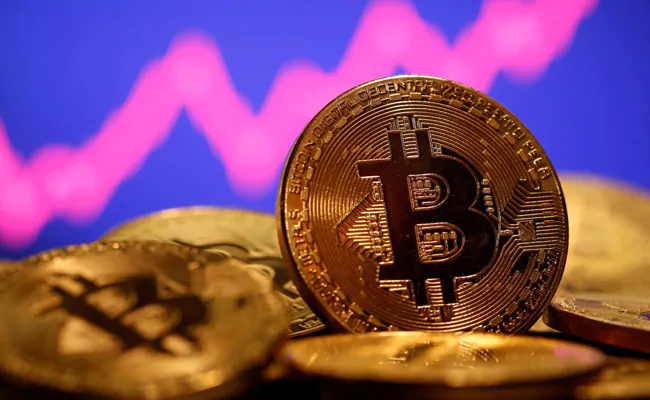 Bitcoin fell below $30.000