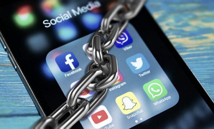 social media extremism