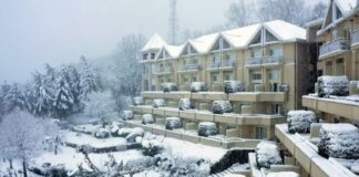 The Punjab government has launched a crackdown on Murree hotels after hoteliers increased the rents and food prices