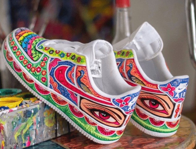 , recent work of art has attracted thousands of people as he tried to paint truck art on Nike sneakers.
