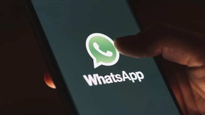 WhatsApp is working on the ability to let users send photos in their original quality, hence making the chat experience better