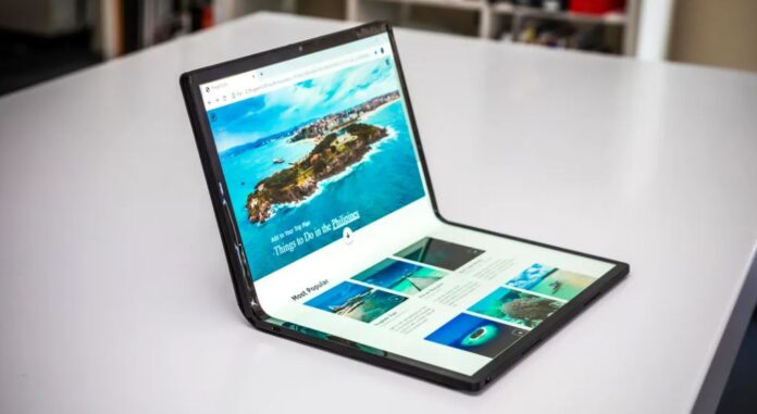 foldable laptop screens