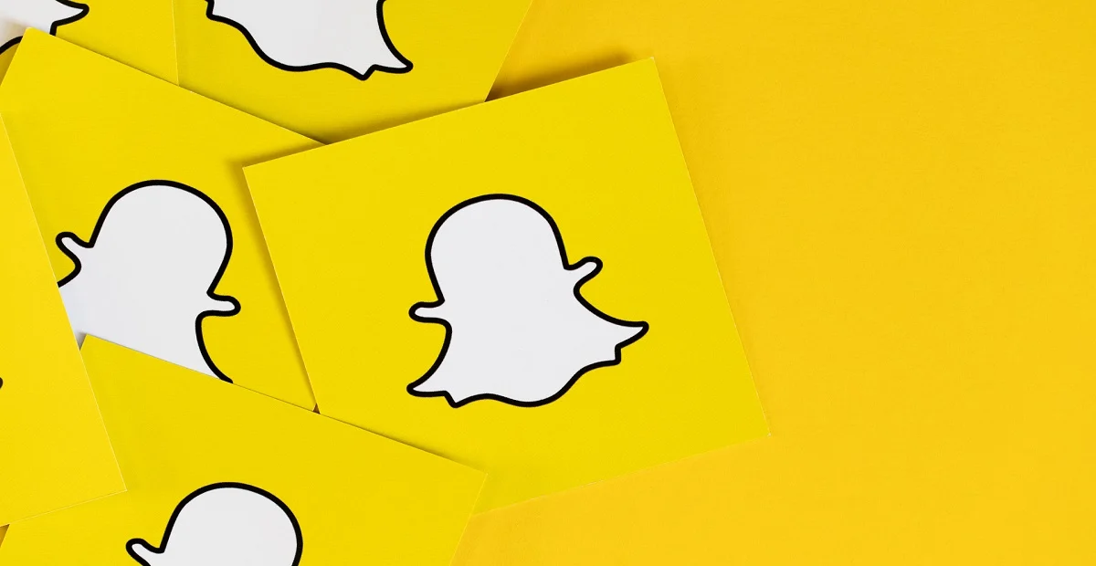 Snapchat launched a dynamic stories feature that will let users create stories on the app based on news stories they publish online.