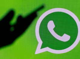 WhatsApp is rolling out the new privacy controls for profile photos, about, and last seen status for android and iOS users.