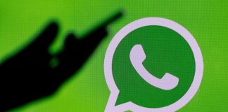 WhatsApp is rolling out the new privacy controls for profile photos, about, and last seen status for android and iOS users.