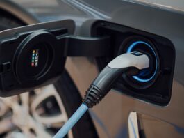 Libra Charging Hub which has 160 kW fast chargers that can charge high-end EVs as well as Chinese EVs with smaller batteries.