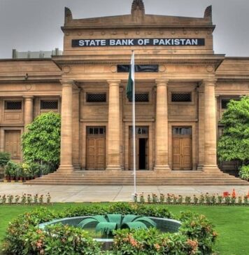 The foreign exchange reserves held by the State Bank of Pakistan (SBP) fell another $555 million, clocking in at $7.83 billion.