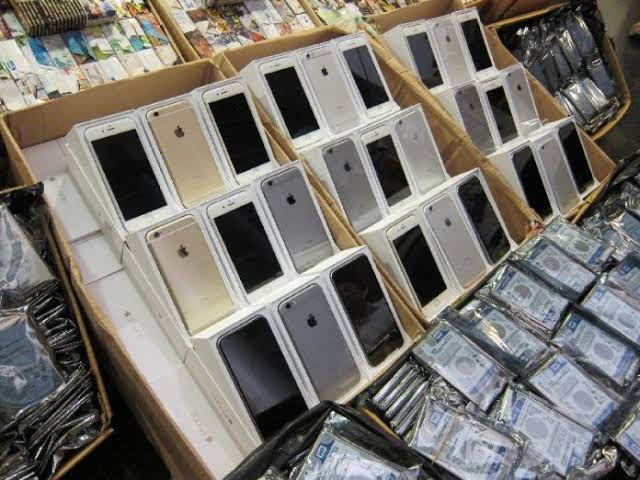 officials recovered the smuggled iPhones and MacBooks worth over Rs. 50 million.