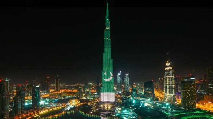 disappointment turned to delight as the world's tallest structure eventually illuminated itself in Pakistan's green and white hues.